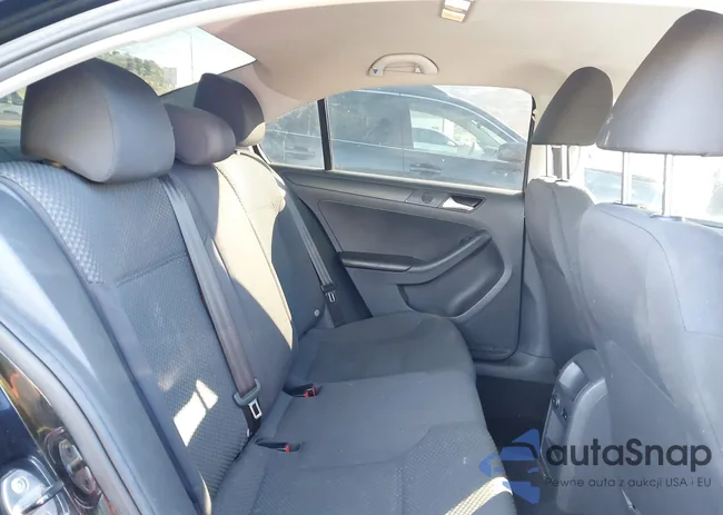 3VW2K7AJ6EM360961: 43910811