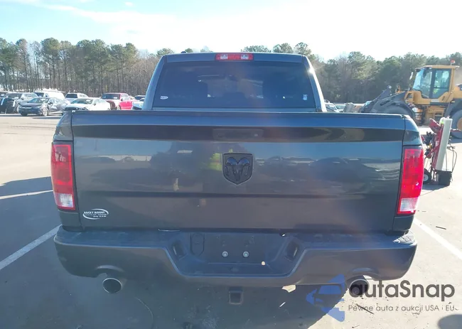 1C6RR6KT7HS676749: 43911850