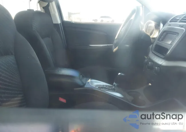 3C4PDCAB2FT645099: 43911863