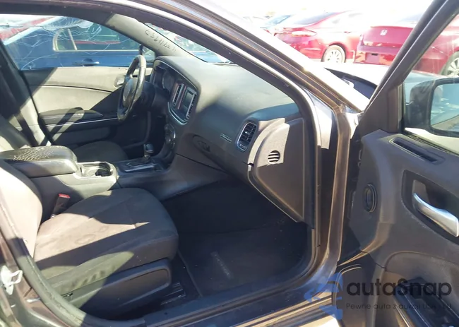 2C3CDXBG1FH725488: 43911957