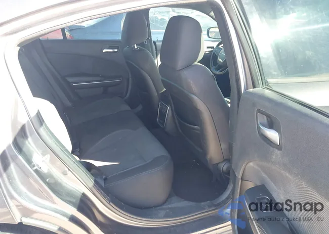 2C3CDXBG1FH725488: 43911957