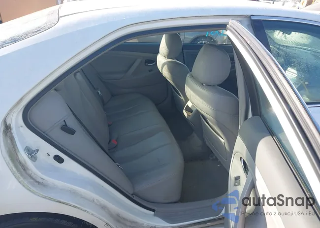 4T4BF3EK6BR205239: 43912089