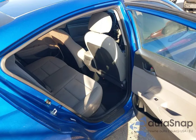 KMHD74LF6HU395306: 43912117