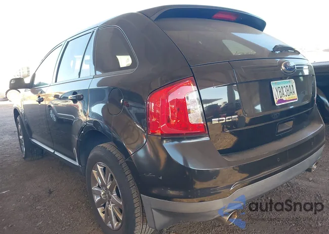 2FMDK3JC8CBA95332: 43912132