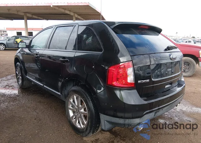 2FMDK3JC8CBA95332: 43912132