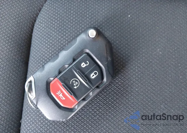 1C4HJXDN2MW724578: 43912287