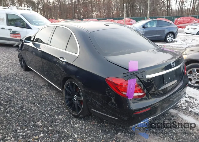 WDDZF4KB8HA211812: 43912373