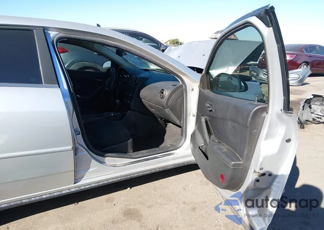 1G2ZG57B294136423: 43911442