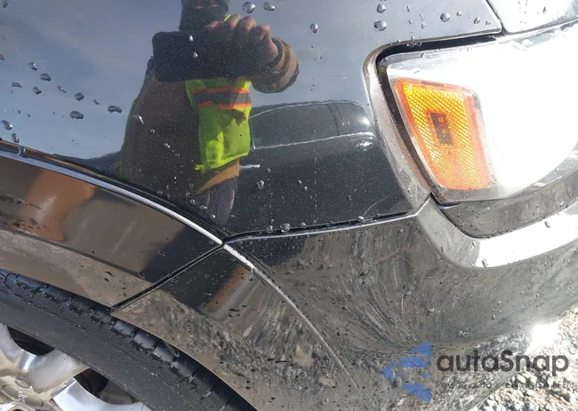 1C4RJEJT9EC216638: 43911458