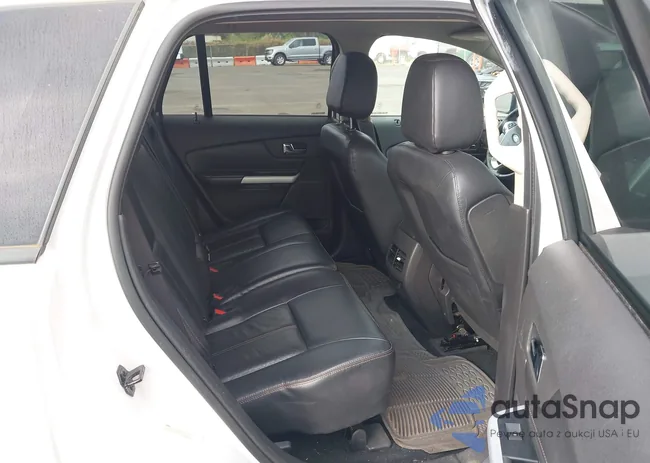 2FMDK4JC3EBA13953: 43911803