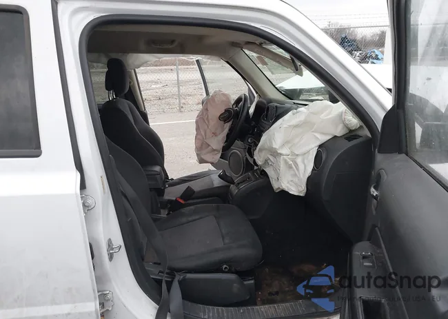 1C4NJPBB9FD191297: 43911825