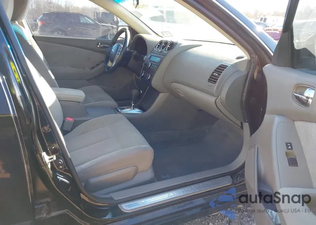 1N4AL2AP4CC245038: 43912803