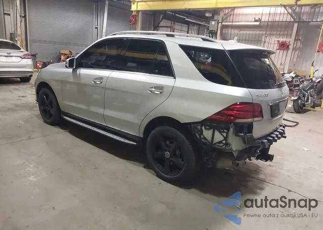 4JGDA5HB6GA806782: 43912835