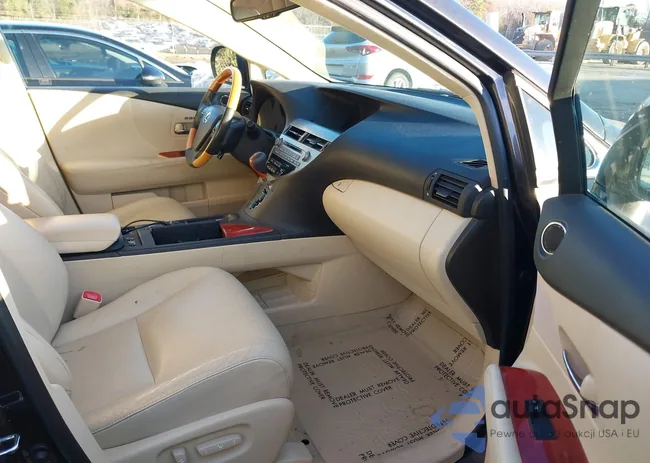 2T2ZK1BA8AC037183: 43912852