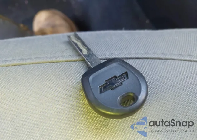 1GCHSBEA3J1174859: 43912858