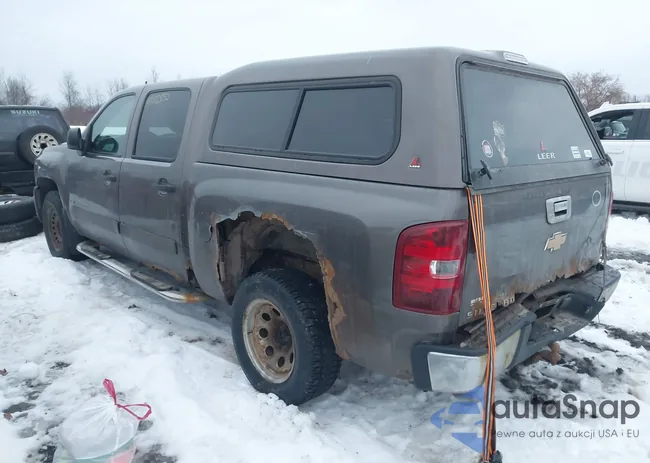 2GCEC13J581333091: 43912952