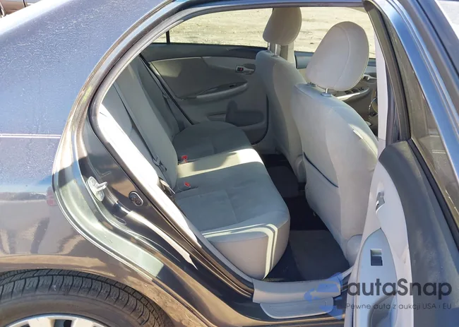 2T1BU4EE7DC923709: 43913095