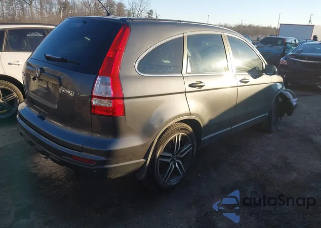 5J6RE4H3XBL113044: 43913107