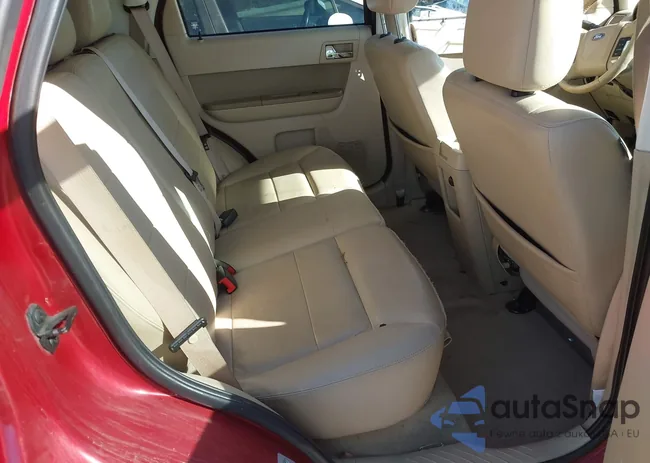 1FMCU0E76BKA25754: 43913231