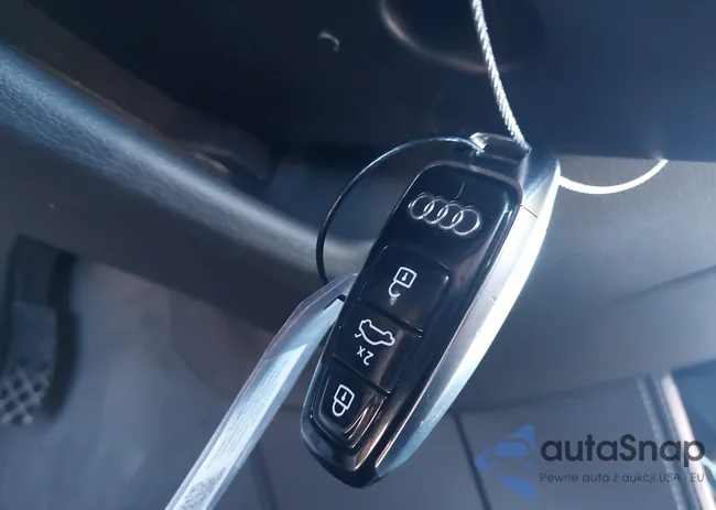 WA1LVBF75SD015629: 43913318