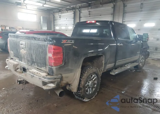 1GC1KWE82FF505480: 43912415