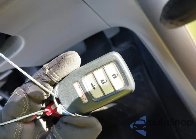 1HGCR3F89DA048860: 43912436