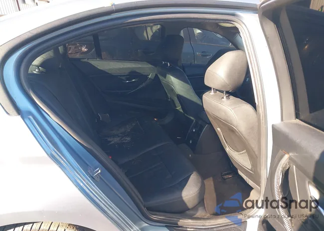 WBA3B1G59FNT04662: 43912476