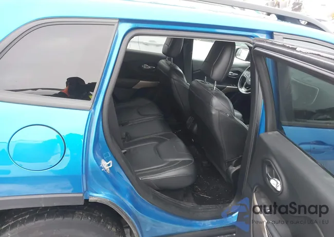 1C4PJMDX8JD555380: 43912489