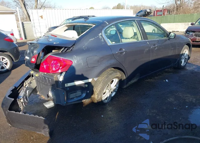 JN1CV6AR5DM759016: 43912496