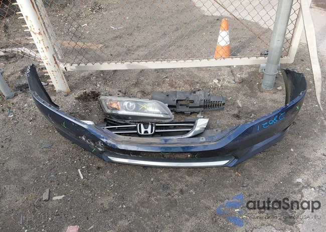 1HGCR2F39FA218121: 43912517