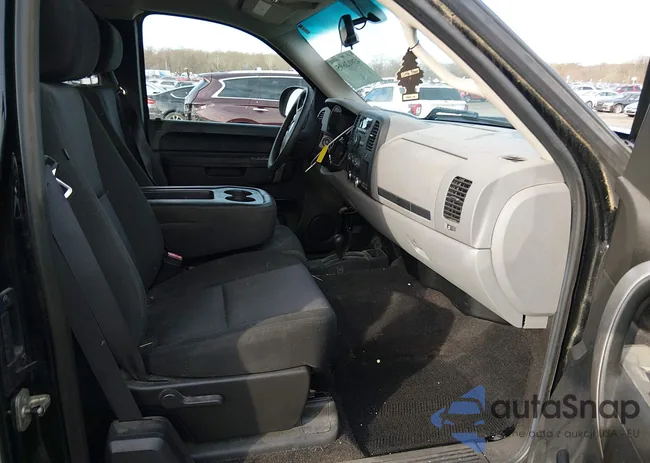 1GTR2UEA9BZ132666: 43912695