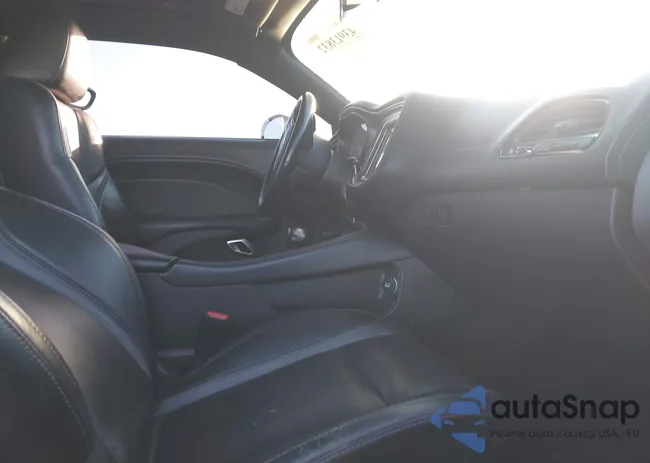 2C3CDZAG6LH223293: 43913832