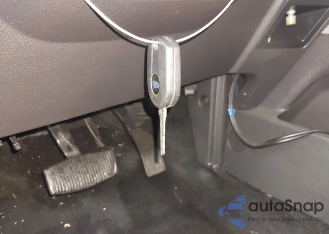 1FT7W2BT3CEC90533: 43913908