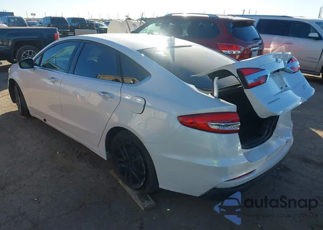 3FA6P0CD7LR135507: 43913999