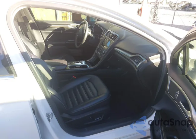 3FA6P0CD7LR135507: 43913999