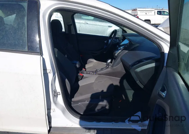 1FADP3F21EL338834: 43914123