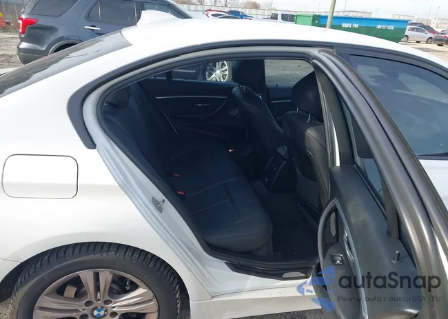 WBA8E9G57GNT86064: 43914223