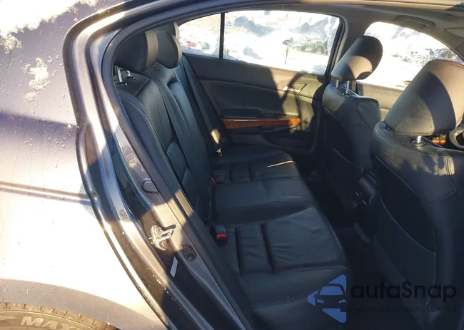 1HGCP3F88CA037577: 43913452