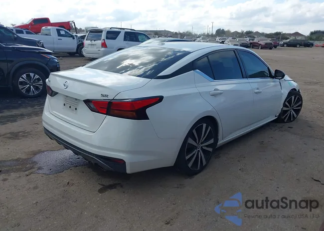 1N4BL4CV7KC250423: 43913653