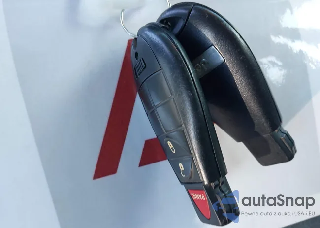 1C4PJLCB0FW541940: 43913683