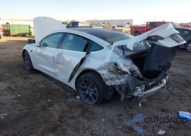 5YJ3E1EA8LF612488: 43914879