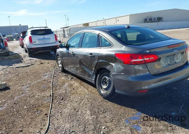 1FADP3E23HL253807: 43914933