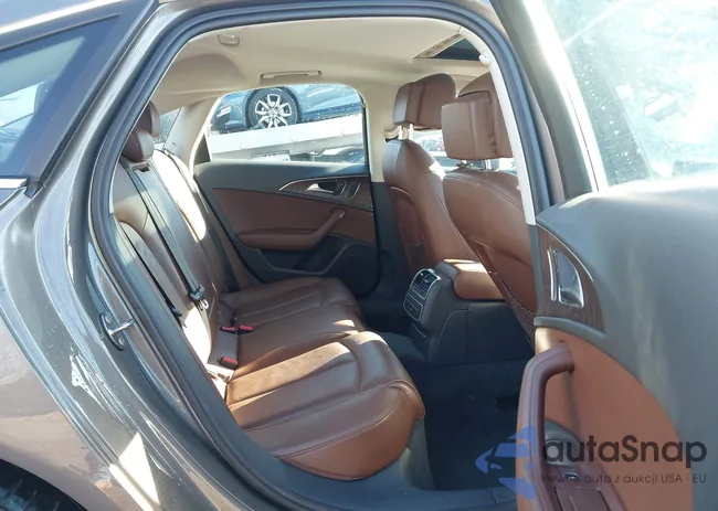 WAUGGAFC3DN132404: 43915022