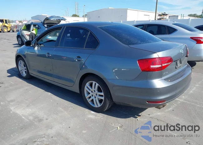 3VW2K7AJXFM215682: 43915124