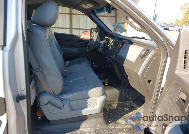 1FTMF1CM0EKD54553: 43915147