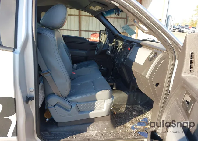 1FTMF1CM0EKD54553: 43915147