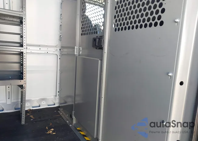 3C6LRVVGXPE524660: 43915169