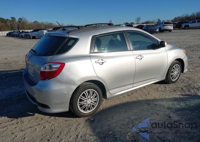 2T1KU4EE0BC696148: 43915247