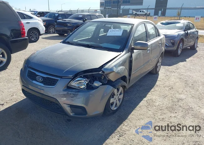 KNADH4A33B6868257: 43915315