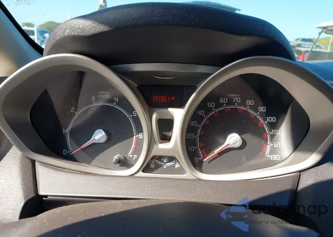 3FADP4BJ4DM118393: 43914443